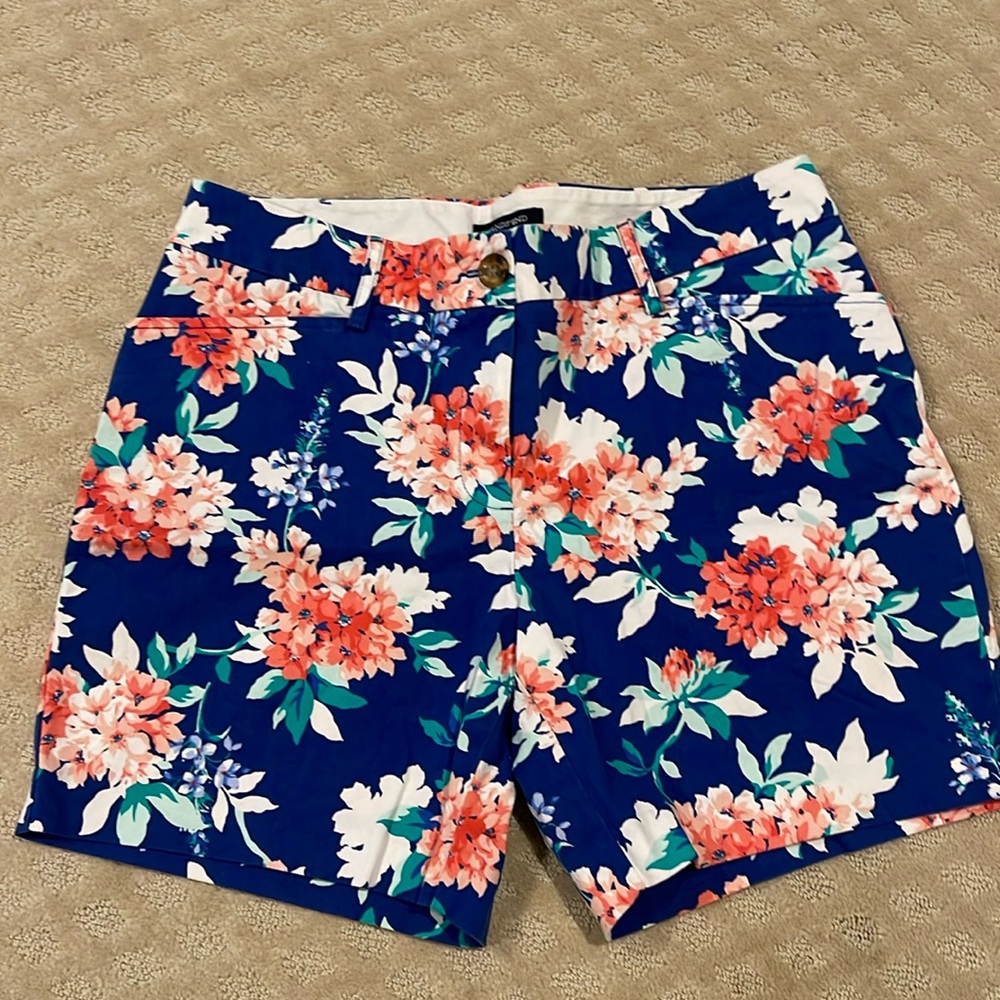 Lands End Floria chino shorts.